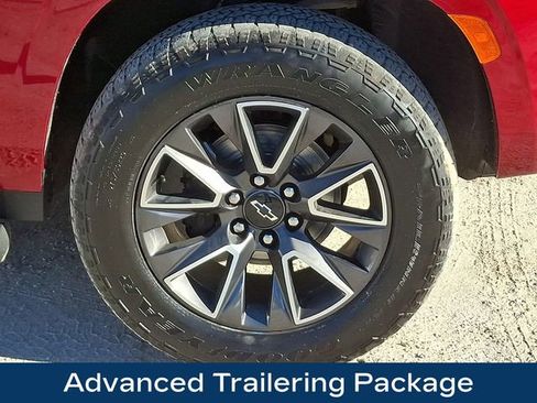 Used 2021 Chevrolet Tahoe Z71 w/ Z71 Signature Package image 11