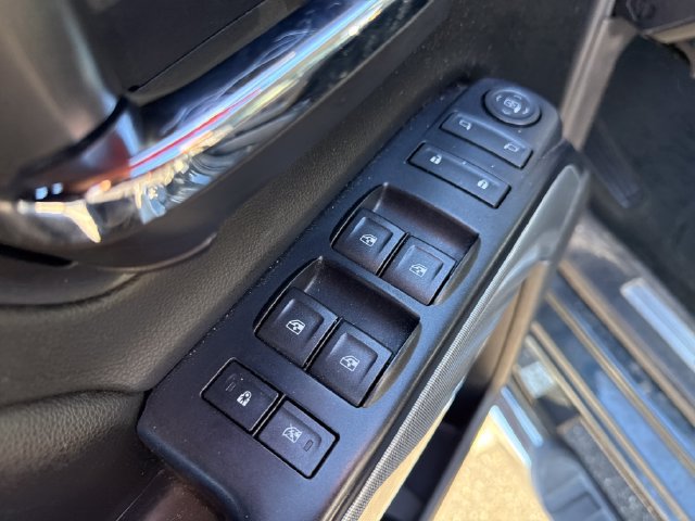 Used 2017 Chevrolet Silverado 1500 LT w/ All Star Edition AWD/4WD image 26