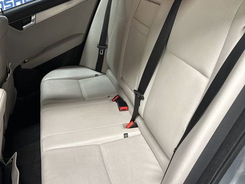 Used 2014 Mercedes-Benz C 250 Sedan image 16