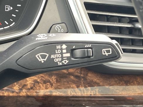 Used 2018 Audi Q5 2.0T Premium Plus image 27