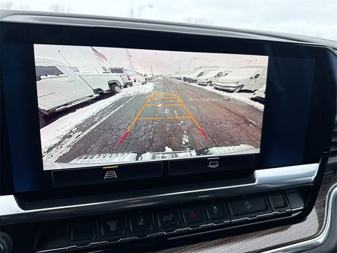 Used 2024 Chevrolet Silverado 2500 LT image 17