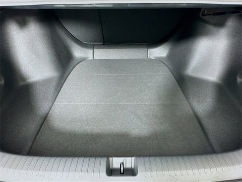 Certified 2025 Honda Accord SE image 28