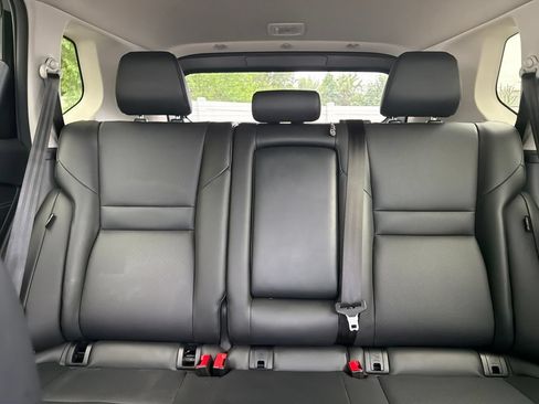 Used 2025 Nissan Rogue SV w/ SV Premium Package FWD image 52