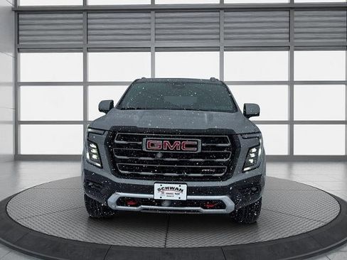 Used 2025 GMC Yukon XL AT4 w/ Premium Trailering Package image 9