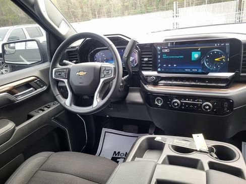 Used 2024 Chevrolet Silverado 1500 LT w/ Protection Package image 16