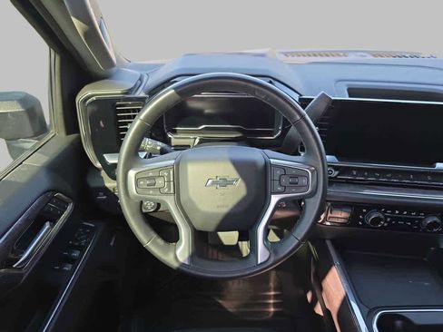 Used 2024 Chevrolet Silverado 2500 LTZ w/ LTZ Plus Package image 11