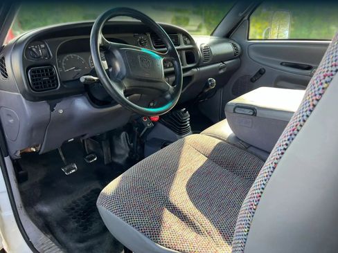 Used 2001 Dodge Ram 3500 Truck 2WD Regular Cab image 7