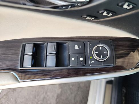 Used 2014 Lexus IS 250 AWD w/ Luxury Package w/Gray Wood image 21