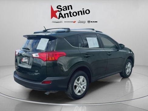 Used 2013 Toyota RAV4 LE FWD image 15