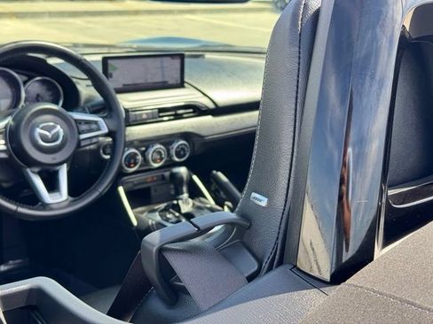 Used 2024 MAZDA MX-5 Miata Grand Touring RWD image 23