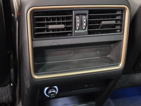 Certified 2025 Porsche Cayenne GTS image 11