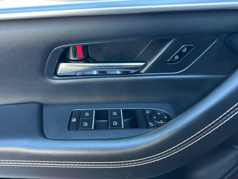 Certified 2025 MAZDA CX-70 Plug-In Hybrid w/ Premium Pkg image 13