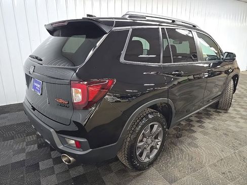 Used 2024 Honda Passport TrailSport image 10
