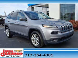 Used 2018 Jeep Cherokee Latitude w/ Cold Weather Group video 1