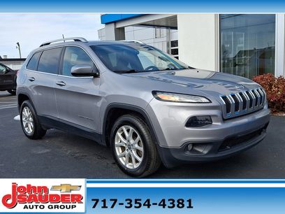 Used 2018 Jeep Cherokee Latitude w/ Cold Weather Group