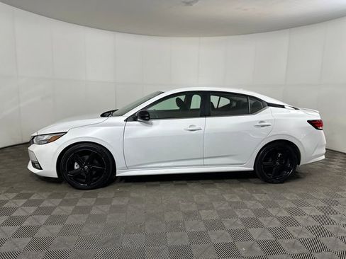Used 2023 Nissan Sentra SR w/ Trunk Package FWD image 6