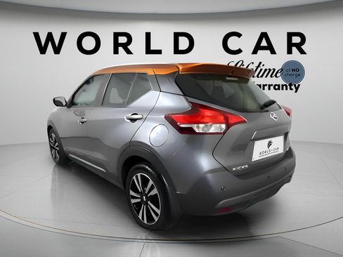 Used 2020 Nissan Kicks SR FWD image 7