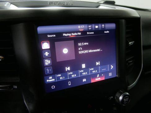 Used 2023 RAM 1500 Big Horn AWD/4WD image 32