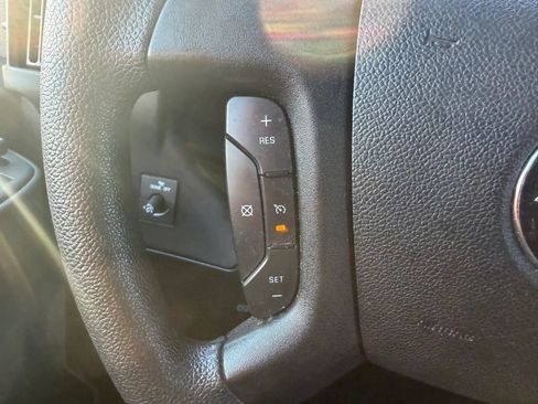 Used 2021 Chevrolet Express 2500 w/ Driver Convenience Package RWD image 11