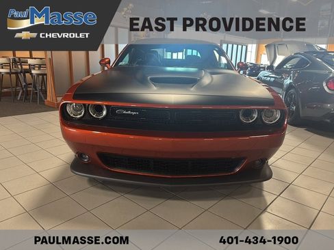 Used 2020 Dodge Challenger R/T Scat Pack w/ T/A Package image 2