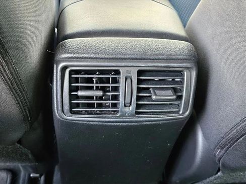 Used 2020 Nissan Rogue Sport S FWD image 16