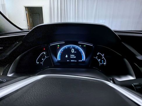 Used 2019 Honda Civic EX image 18
