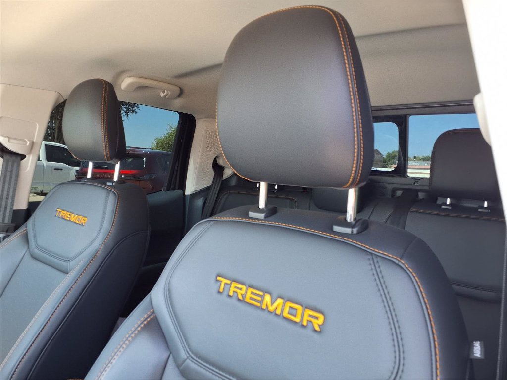 Used 2026 Ford Maverick Tremor AWD/4WD image 18