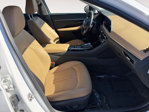 Used 2023 Hyundai Sonata Limited FWD image 19