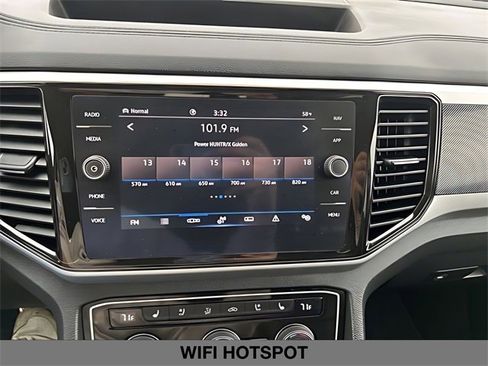 Used 2022 Volkswagen Atlas SEL Premium image 30