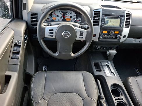 Used 2015 Nissan Frontier PRO-4X w/ Pro-4x Luxury Package image 12