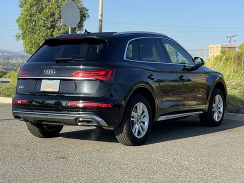 Used 2024 Audi Q5 2.0T Premium w/ Convenience Package image 7