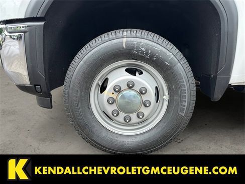 New 2025 GMC Sierra 3500 Pro w/ Convenience Package AWD/4WD image 14