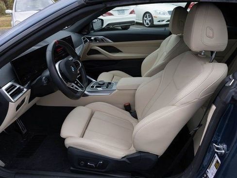 Certified 2025 BMW 440i xDrive Convertible w/ Premium Package image 2