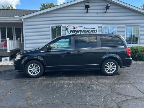 Used 2019 Dodge Grand Caravan SXT FWD image 5