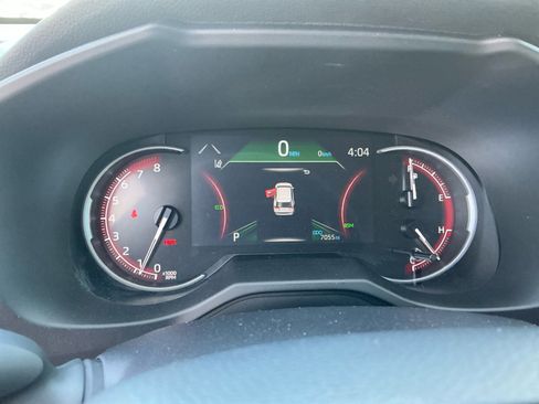 Certified 2025 Toyota RAV4 XLE w/ Convenience Package AWD/4WD image 10