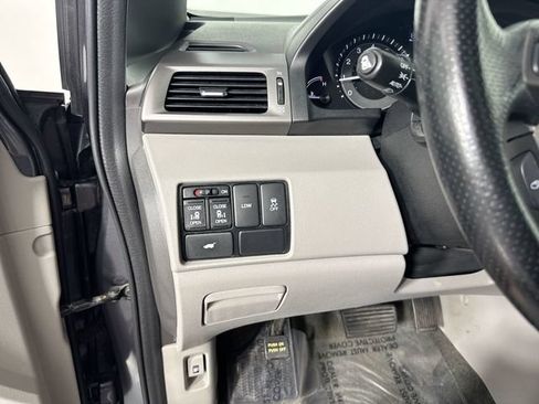 Used 2016 Honda Odyssey EX-L image 13