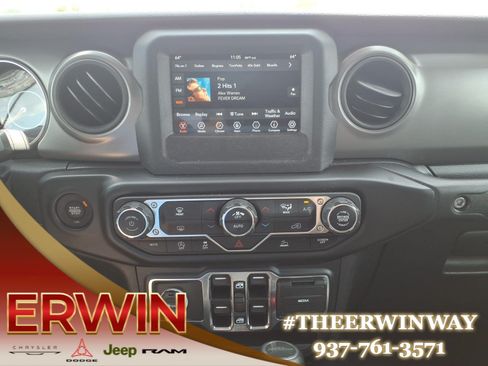 Used 2022 Jeep Gladiator Sport AWD/4WD image 20