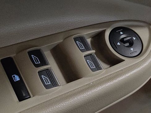 Used 2017 Ford Escape Titanium w/ Equipment Group 301A image 27