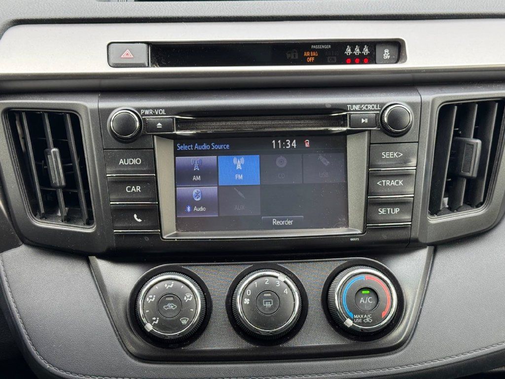 Used 2018 Toyota RAV4 LE w/ All Weather Liner Package FWD image 14