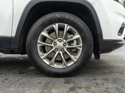 Used 2022 Jeep Cherokee Latitude Lux AWD/4WD image 11