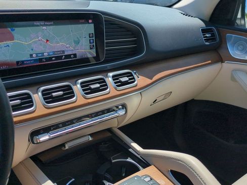 Used 2022 Mercedes-Benz GLE 350 4MATIC w/ Premium Package image 23