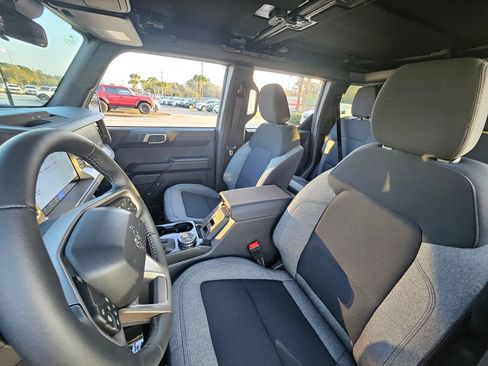 New 2025 Ford Bronco Big Bend image 7