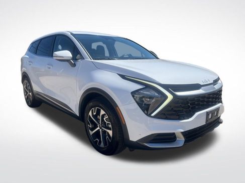 Certified 2023 Kia Sportage EX FWD image 3