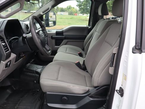 Used 2020 Ford F250 XL w/ Power Equipment Group AWD/4WD image 17