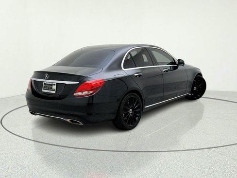 Used 2018 Mercedes-Benz C 300 Sedan image 9