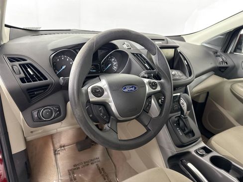 Used 2014 Ford Escape SE w/ Equipment Group 201A image 4