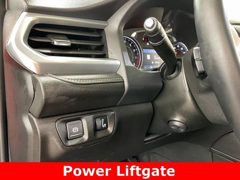 Used 2023 GMC Acadia SLT w/ Preferred Package image 29