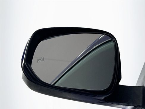 Certified 2024 Toyota Tacoma SR5 image 5