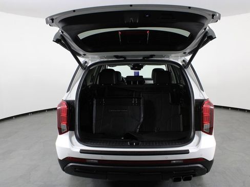 Used 2024 Hyundai Palisade XRT image 17