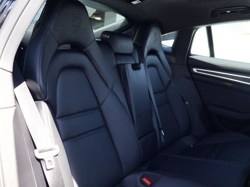 Certified 2023 Porsche Panamera 4 AWD/4WD image 23